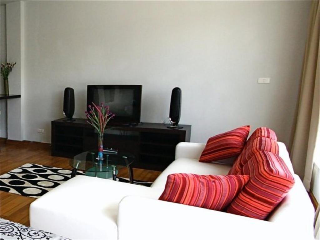 Villareal Heights Phuket Room photo